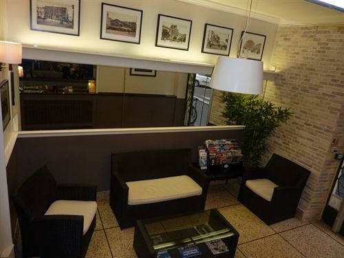 Mistral Comedie Saint Roch Hotel Montpellier